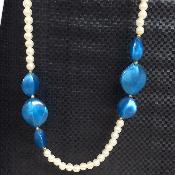 NWT Red Black silver necklace with earrings - Picture 4 of 6